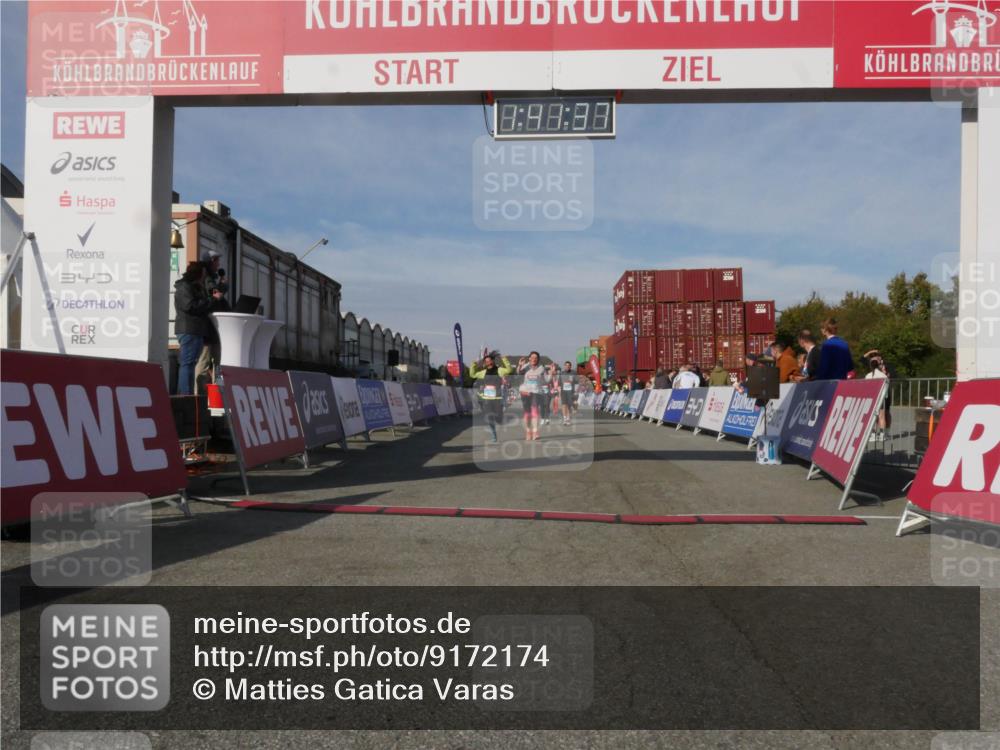 03.10.2025 - Köhlbrandbrückenlauf Matties Gatica Varas http://msf.ph/oto/9172174 03.10.2025 10:41:38 Ziel 2182, 2199, 2307, 2547, 2548, 2666 meine-sportfotos.de