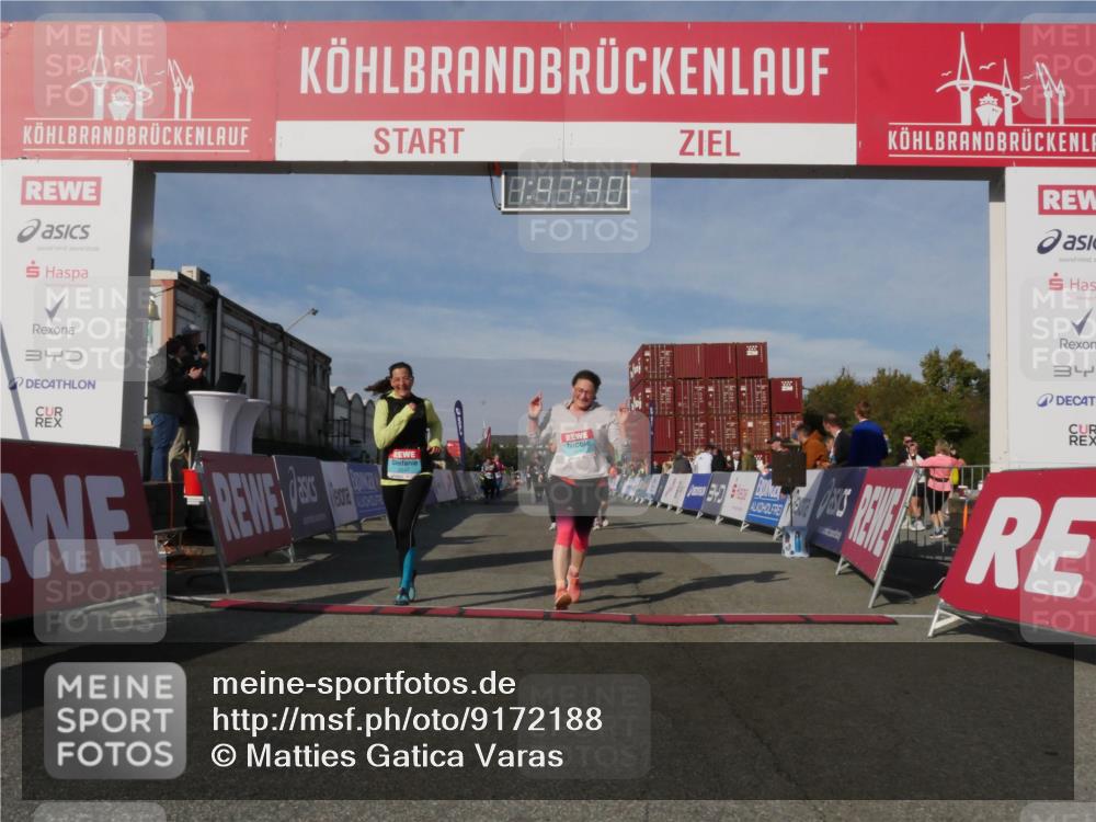 03.10.2025 - Köhlbrandbrückenlauf Matties Gatica Varas http://msf.ph/oto/9172188 03.10.2025 10:41:42 Ziel 2182, 2199, 2307, 2547, 2548, 2555, 2612, 2613, 2666 meine-sportfotos.de