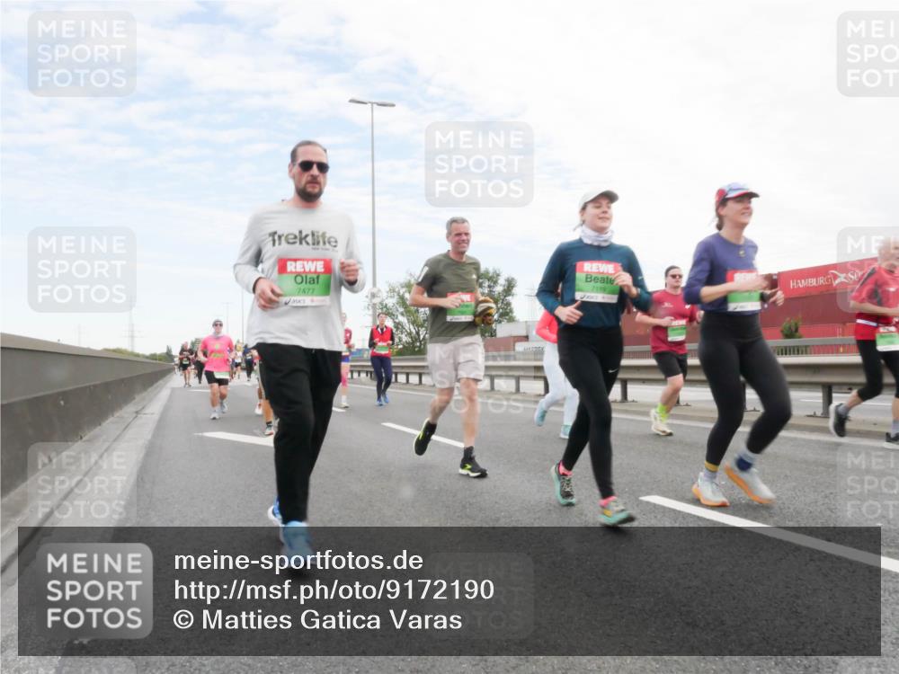 03.10.2025 - Köhlbrandbrückenlauf Matties Gatica Varas http://msf.ph/oto/9172190 03.10.2025 15:19:55 Position 3 7477, 7119 meine-sportfotos.de