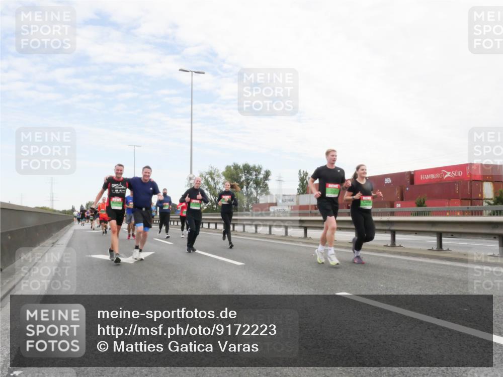 03.10.2025 - Köhlbrandbrückenlauf Matties Gatica Varas http://msf.ph/oto/9172223 03.10.2025 15:20:02 Position 3  meine-sportfotos.de