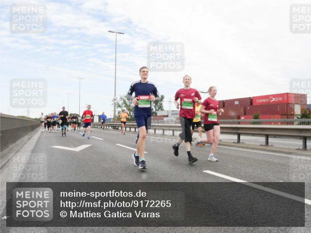 03.10.2025 - Köhlbrandbrückenlauf Matties Gatica Varas http://msf.ph/oto/9172265 03.10.2025 15:20:13 Position 3  meine-sportfotos.de
