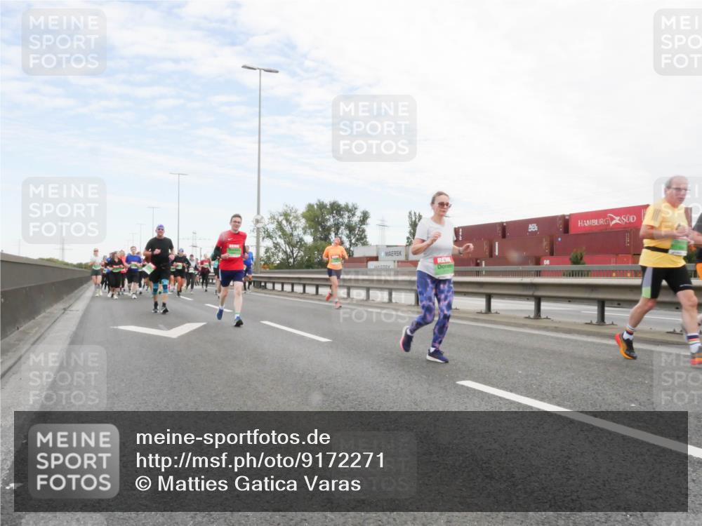 03.10.2025 - Köhlbrandbrückenlauf Matties Gatica Varas http://msf.ph/oto/9172271 03.10.2025 15:20:14 Position 3  meine-sportfotos.de