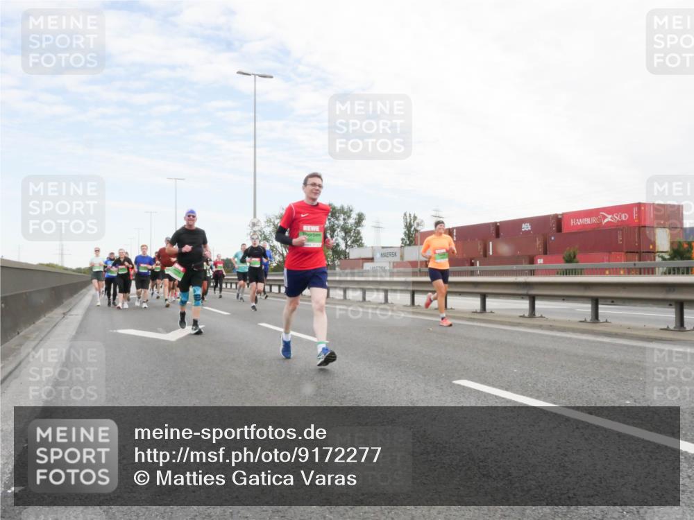 03.10.2025 - Köhlbrandbrückenlauf Matties Gatica Varas http://msf.ph/oto/9172277 03.10.2025 15:20:15 Position 3  meine-sportfotos.de