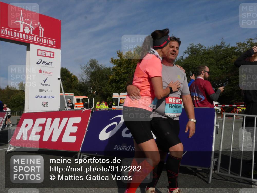 03.10.2025 - Köhlbrandbrückenlauf Matties Gatica Varas http://msf.ph/oto/9172282 03.10.2025 10:42:13 Ziel 2429, 2488, 2501, 2531, 3284 meine-sportfotos.de