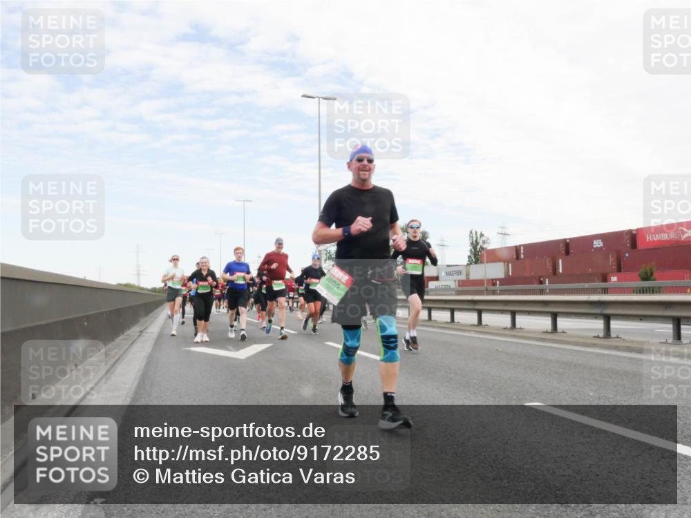 03.10.2025 - Köhlbrandbrückenlauf Matties Gatica Varas http://msf.ph/oto/9172285 03.10.2025 15:20:17 Position 3  meine-sportfotos.de
