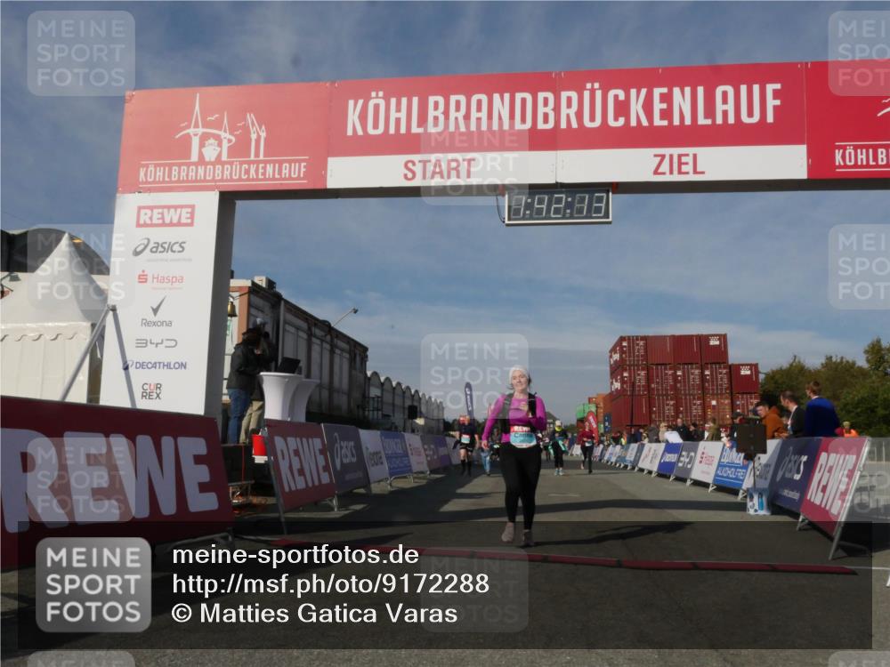 03.10.2025 - Köhlbrandbrückenlauf Matties Gatica Varas http://msf.ph/oto/9172288 03.10.2025 10:42:15 Ziel 2429, 2488, 2501, 2531, 3284 meine-sportfotos.de