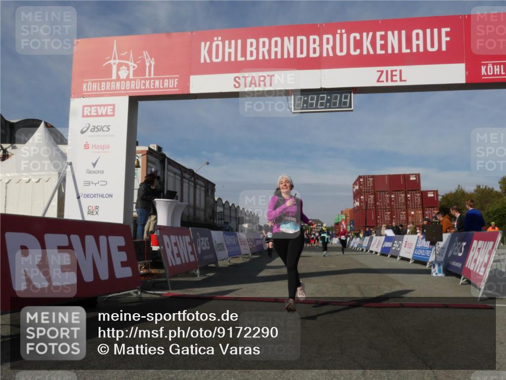 03.10.2025 - Köhlbrandbrückenlauf Matties Gatica Varas http://msf.ph/oto/9172290 03.10.2025 10:42:15 Ziel 2429, 2488, 2501, 2531, 3284 meine-sportfotos.de