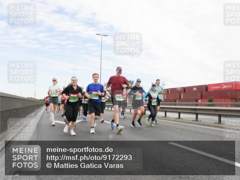 03.10.2025 - Köhlbrandbrückenlauf Matties Gatica Varas http://msf.ph/oto/9172293 03.10.2025 15:20:19 Position 3  meine-sportfotos.de