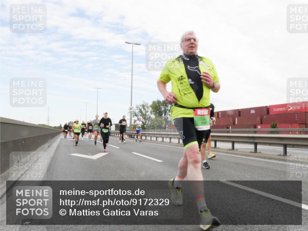 03.10.2025 - Köhlbrandbrückenlauf Matties Gatica Varas http://msf.ph/oto/9172329 03.10.2025 15:20:29 Position 3 2513 meine-sportfotos.de
