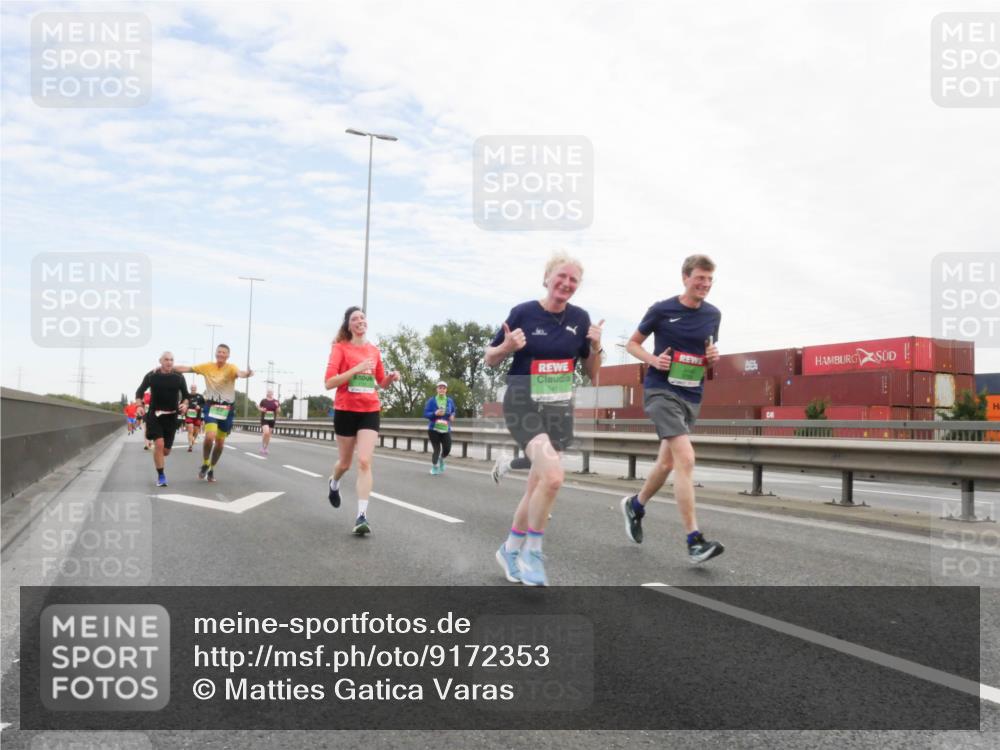 03.10.2025 - Köhlbrandbrückenlauf Matties Gatica Varas http://msf.ph/oto/9172353 03.10.2025 15:20:35 Position 3 7415 meine-sportfotos.de