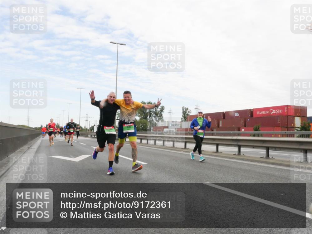 03.10.2025 - Köhlbrandbrückenlauf Matties Gatica Varas http://msf.ph/oto/9172361 03.10.2025 15:20:37 Position 3  meine-sportfotos.de