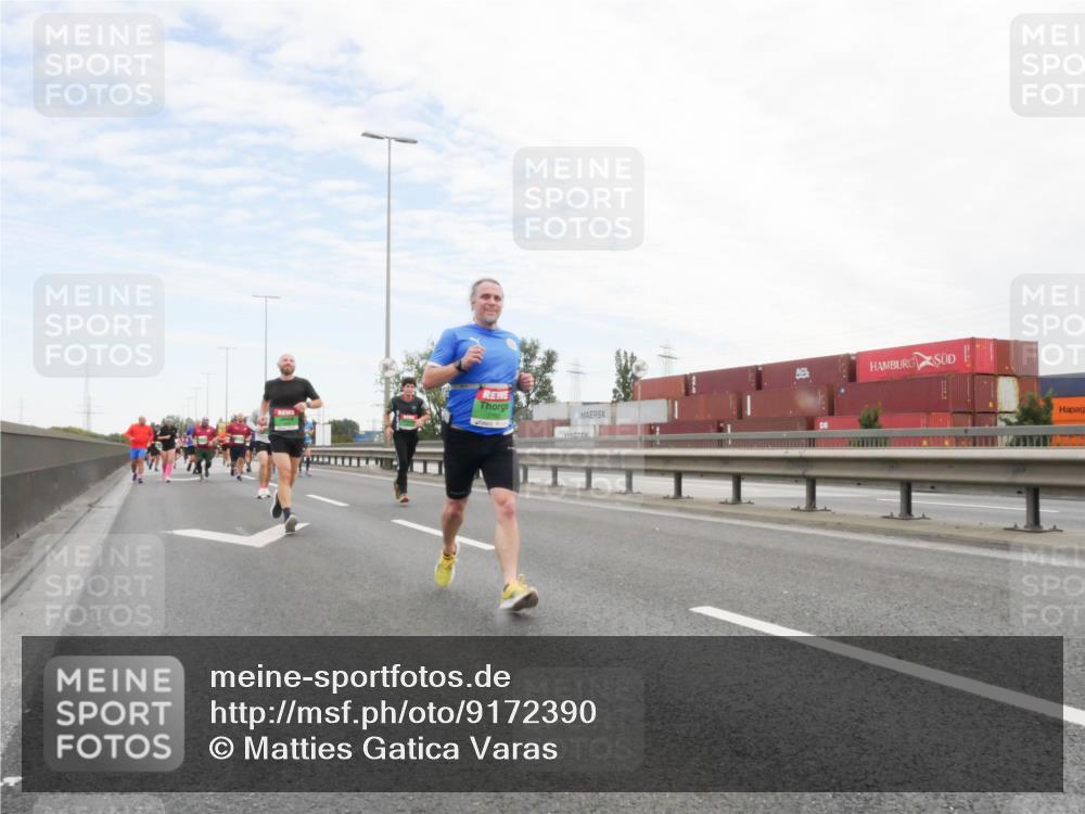 03.10.2025 - Köhlbrandbrückenlauf Matties Gatica Varas http://msf.ph/oto/9172390 03.10.2025 15:20:44 Position 3  meine-sportfotos.de