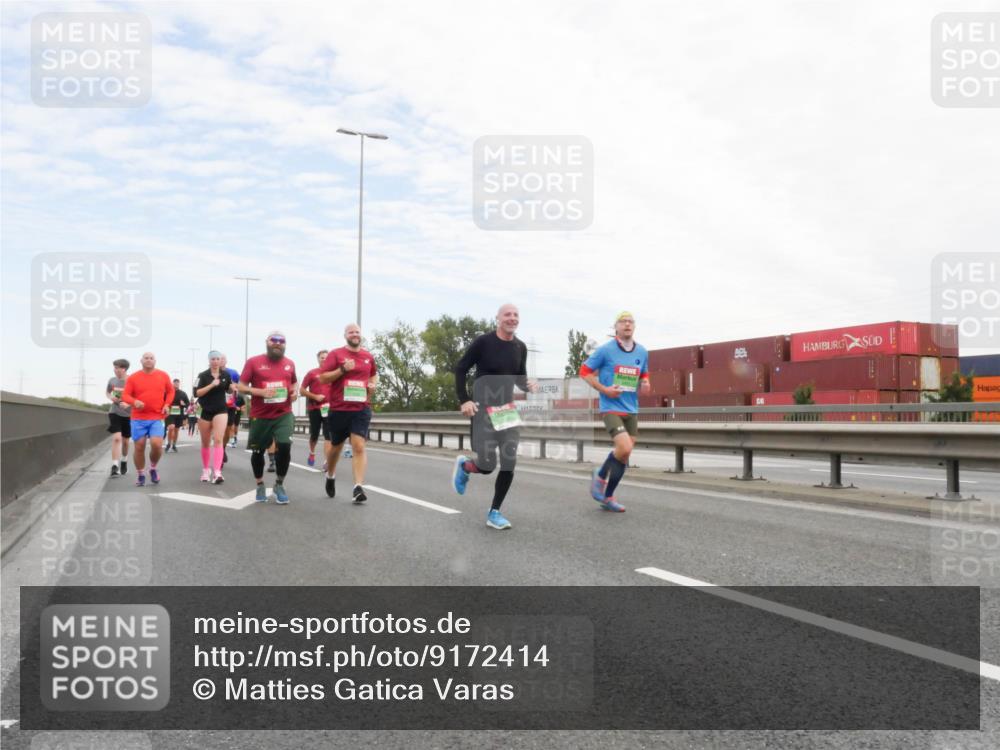 03.10.2025 - Köhlbrandbrückenlauf Matties Gatica Varas http://msf.ph/oto/9172414 03.10.2025 15:20:49 Position 3  meine-sportfotos.de