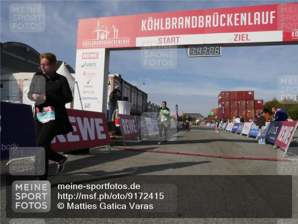 03.10.2025 - Köhlbrandbrückenlauf Matties Gatica Varas http://msf.ph/oto/9172415 03.10.2025 10:43:08 Ziel 3131, 3623, 3649 meine-sportfotos.de