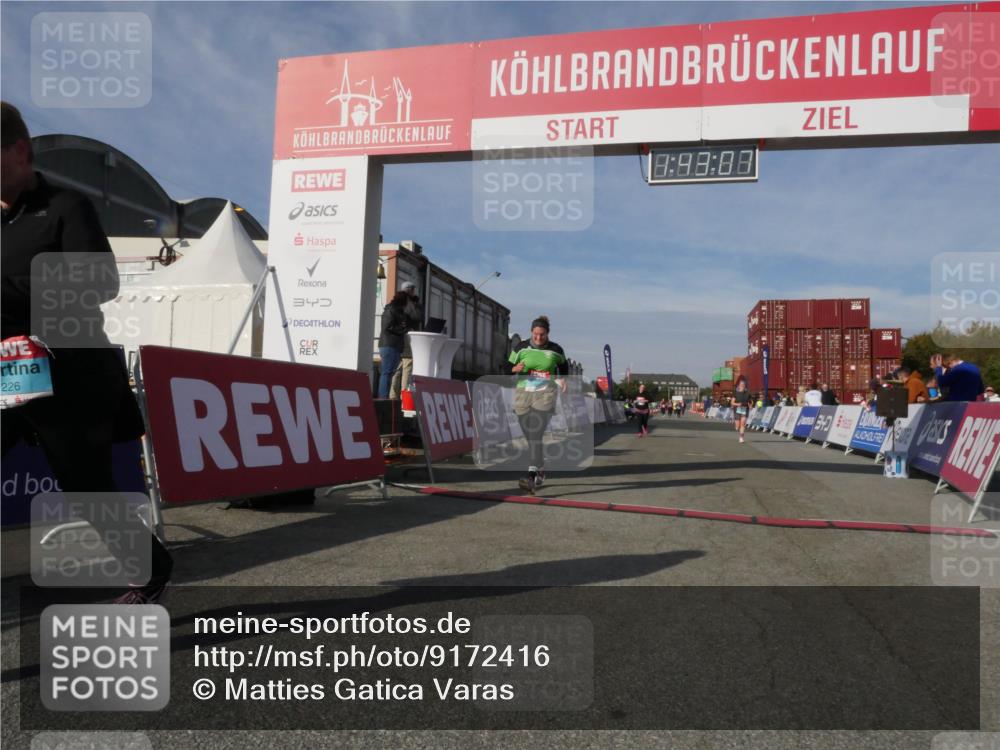 03.10.2025 - Köhlbrandbrückenlauf Matties Gatica Varas http://msf.ph/oto/9172416 03.10.2025 10:43:09 Ziel 3131, 3623, 3649 meine-sportfotos.de