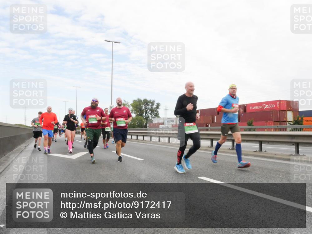 03.10.2025 - Köhlbrandbrückenlauf Matties Gatica Varas http://msf.ph/oto/9172417 03.10.2025 15:20:50 Position 3  meine-sportfotos.de