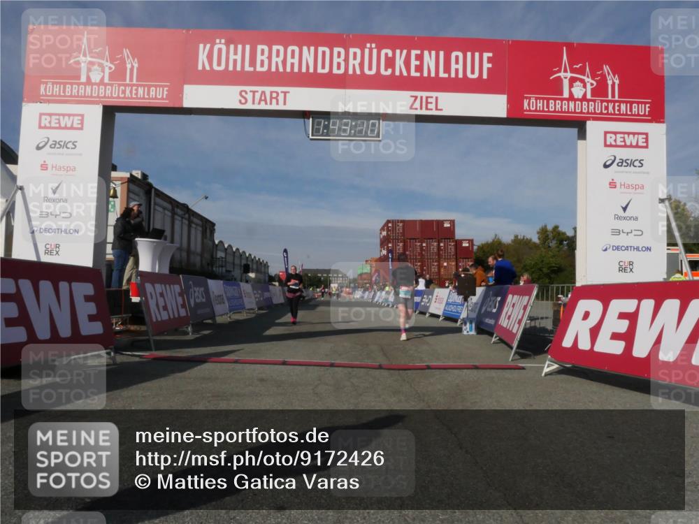 03.10.2025 - Köhlbrandbrückenlauf Matties Gatica Varas http://msf.ph/oto/9172426 03.10.2025 10:43:12 Ziel 3131, 3649 meine-sportfotos.de