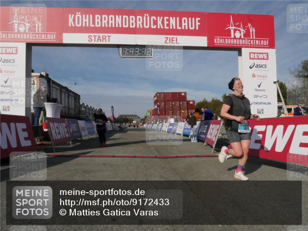 03.10.2025 - Köhlbrandbrückenlauf Matties Gatica Varas http://msf.ph/oto/9172433 03.10.2025 10:43:14 Ziel 3131 meine-sportfotos.de
