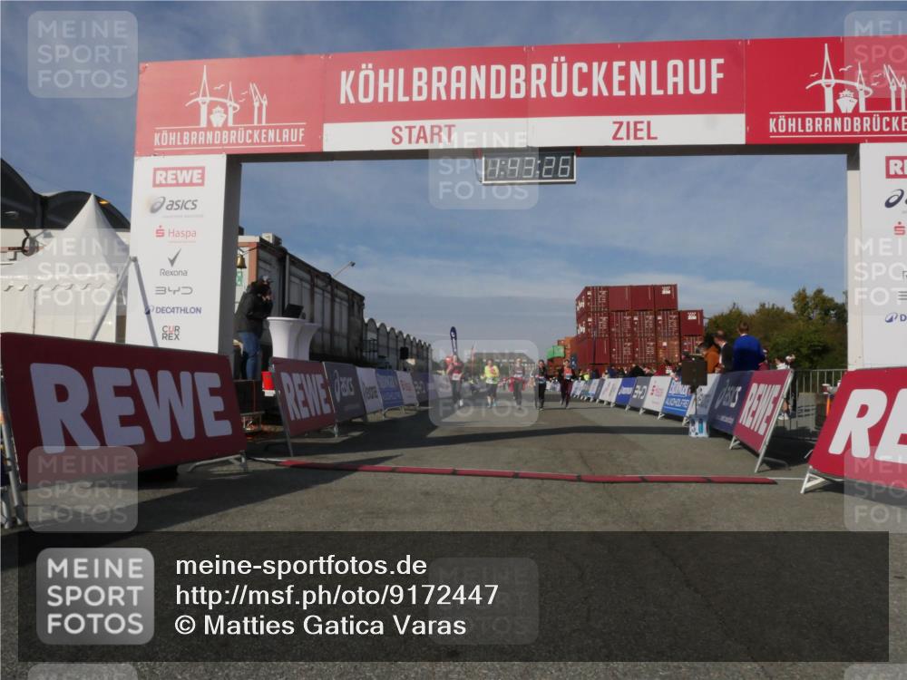 03.10.2025 - Köhlbrandbrückenlauf Matties Gatica Varas http://msf.ph/oto/9172447 03.10.2025 10:43:28 Ziel 2452, 2665, 2795, 3289, 3290, 3822 meine-sportfotos.de