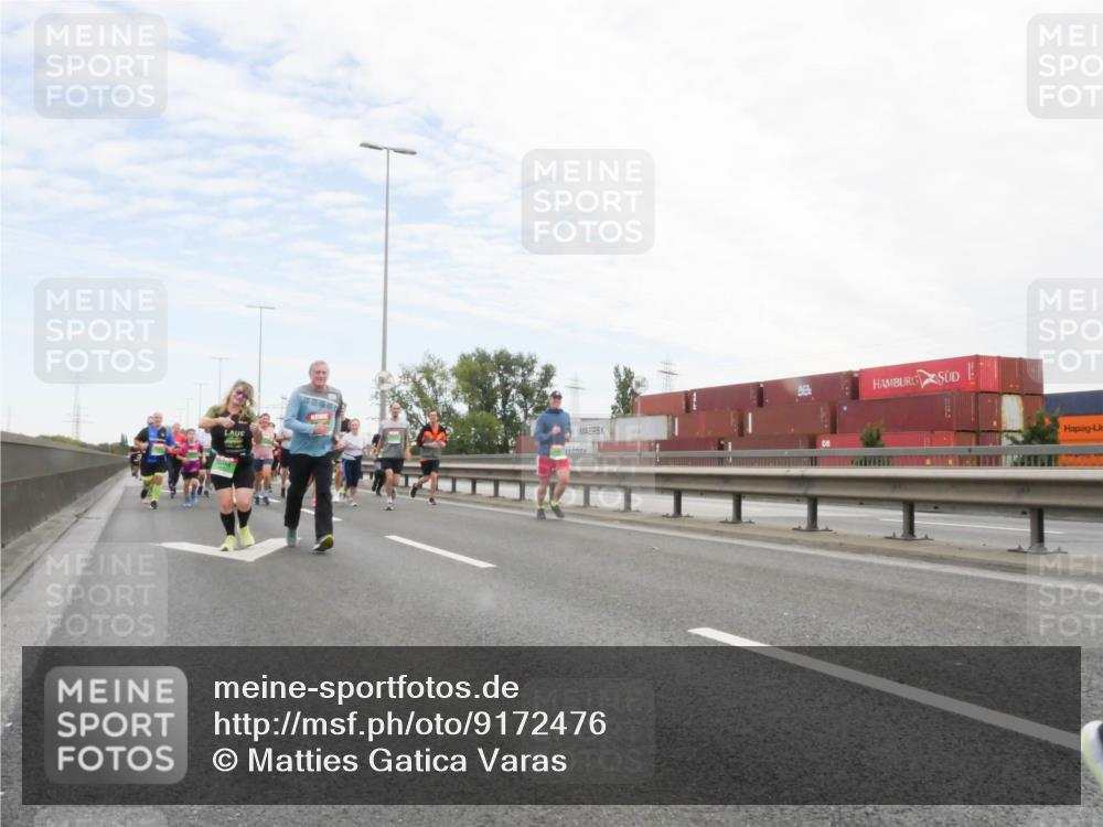 03.10.2025 - Köhlbrandbrückenlauf Matties Gatica Varas http://msf.ph/oto/9172476 03.10.2025 15:21:05 Position 3  meine-sportfotos.de
