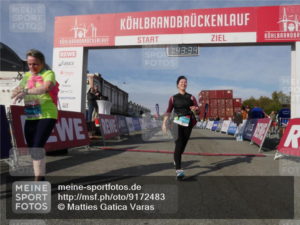 03.10.2025 - Köhlbrandbrückenlauf Matties Gatica Varas http://msf.ph/oto/9172483 03.10.2025 10:43:36 Ziel  meine-sportfotos.de