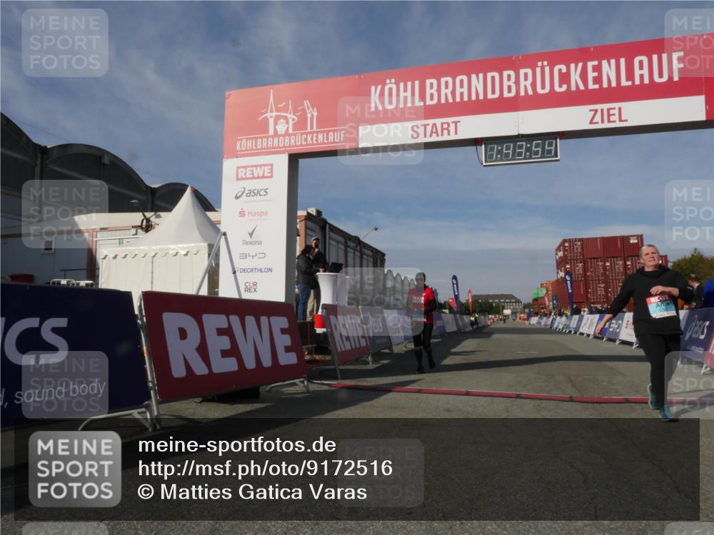 03.10.2025 - Köhlbrandbrückenlauf Matties Gatica Varas http://msf.ph/oto/9172516 03.10.2025 10:43:56 Ziel 2565 meine-sportfotos.de