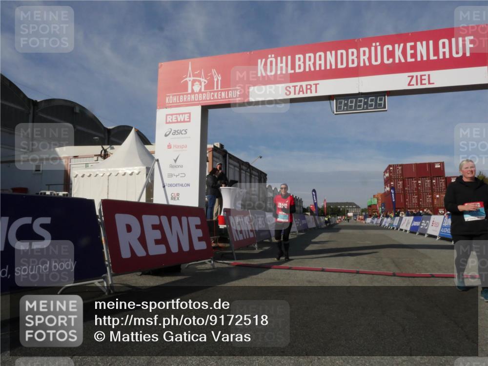 03.10.2025 - Köhlbrandbrückenlauf Matties Gatica Varas http://msf.ph/oto/9172518 03.10.2025 10:43:56 Ziel 2565 meine-sportfotos.de