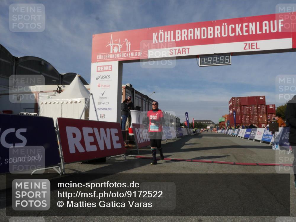 03.10.2025 - Köhlbrandbrückenlauf Matties Gatica Varas http://msf.ph/oto/9172522 03.10.2025 10:43:57 Ziel 2565 meine-sportfotos.de
