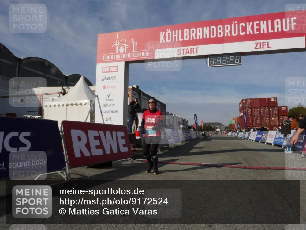 03.10.2025 - Köhlbrandbrückenlauf Matties Gatica Varas http://msf.ph/oto/9172524 03.10.2025 10:43:58 Ziel  meine-sportfotos.de