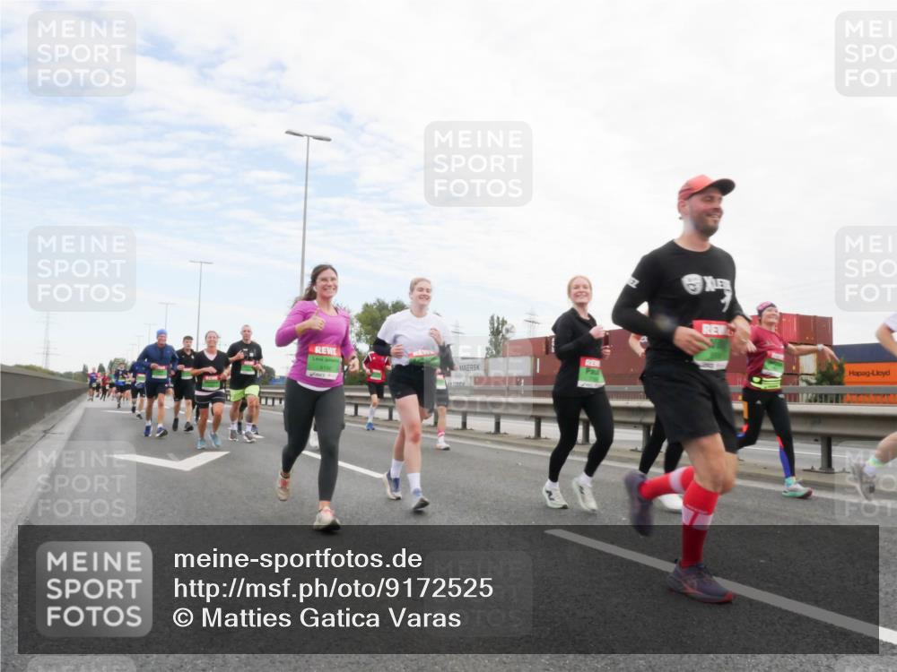 03.10.2025 - Köhlbrandbrückenlauf Matties Gatica Varas http://msf.ph/oto/9172525 03.10.2025 15:21:17 Position 3  meine-sportfotos.de