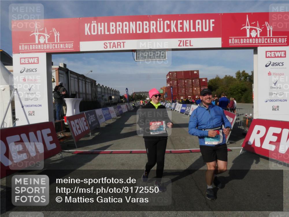 03.10.2025 - Köhlbrandbrückenlauf Matties Gatica Varas http://msf.ph/oto/9172550 03.10.2025 10:44:30 Ziel  meine-sportfotos.de