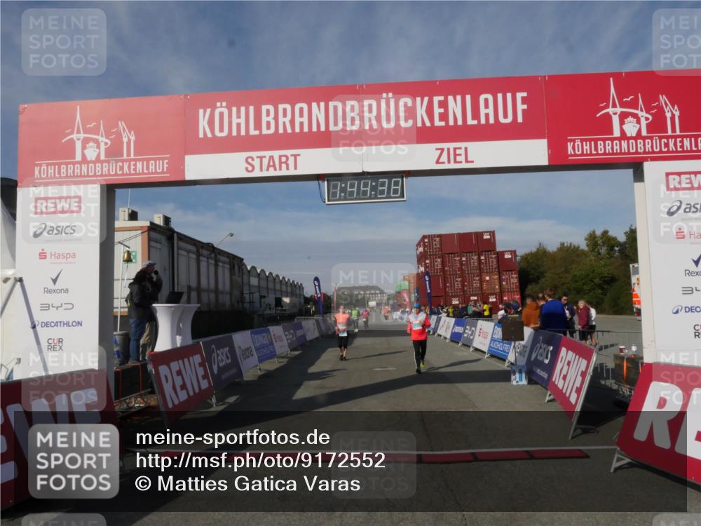 03.10.2025 - Köhlbrandbrückenlauf Matties Gatica Varas http://msf.ph/oto/9172552 03.10.2025 10:44:40 Ziel 2306, 2620 meine-sportfotos.de