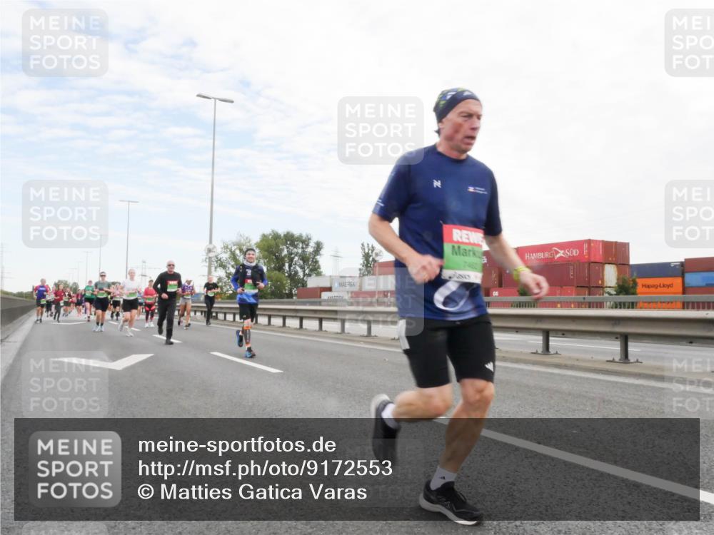 03.10.2025 - Köhlbrandbrückenlauf Matties Gatica Varas http://msf.ph/oto/9172553 03.10.2025 15:21:23 Position 3 7460 meine-sportfotos.de