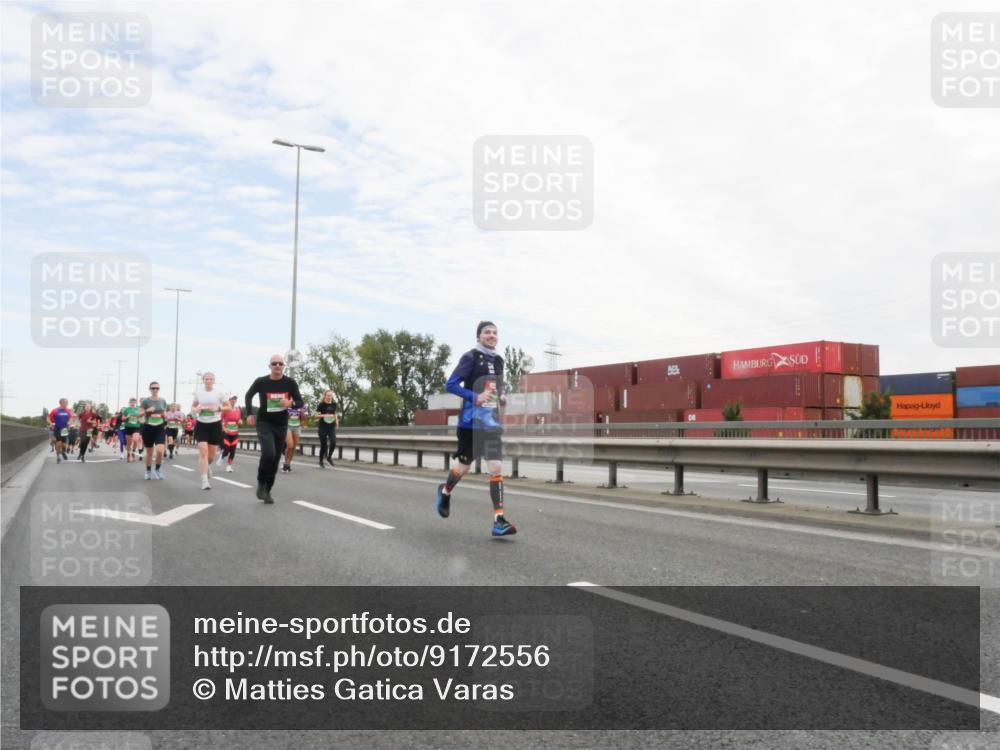03.10.2025 - Köhlbrandbrückenlauf Matties Gatica Varas http://msf.ph/oto/9172556 03.10.2025 15:21:24 Position 3  meine-sportfotos.de