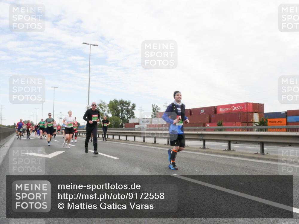 03.10.2025 - Köhlbrandbrückenlauf Matties Gatica Varas http://msf.ph/oto/9172558 03.10.2025 15:21:25 Position 3  meine-sportfotos.de