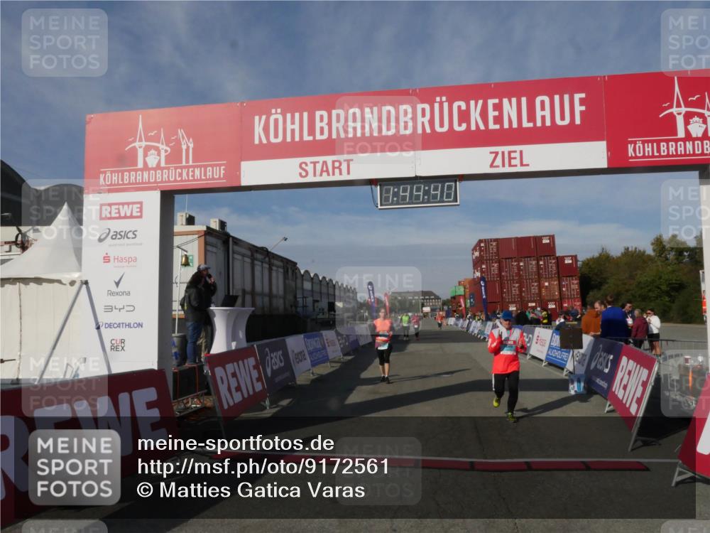 03.10.2025 - Köhlbrandbrückenlauf Matties Gatica Varas http://msf.ph/oto/9172561 03.10.2025 10:44:42 Ziel 2306, 2620 meine-sportfotos.de