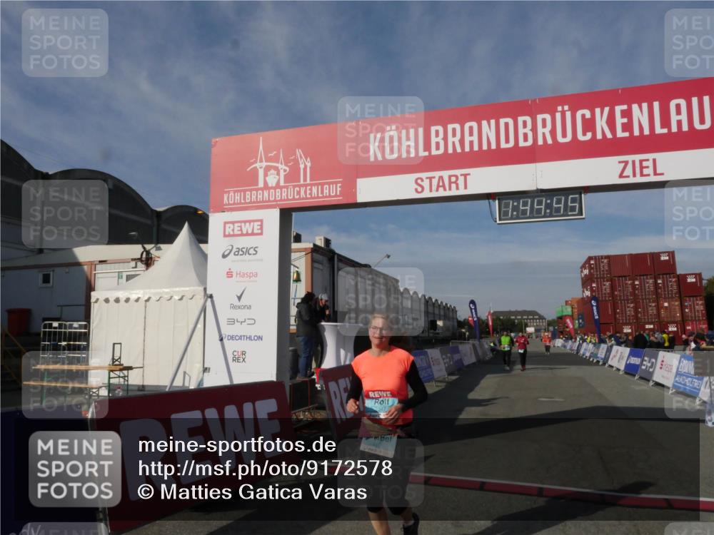 03.10.2025 - Köhlbrandbrückenlauf Matties Gatica Varas http://msf.ph/oto/9172578 03.10.2025 10:44:47 Ziel 2517, 2545 meine-sportfotos.de