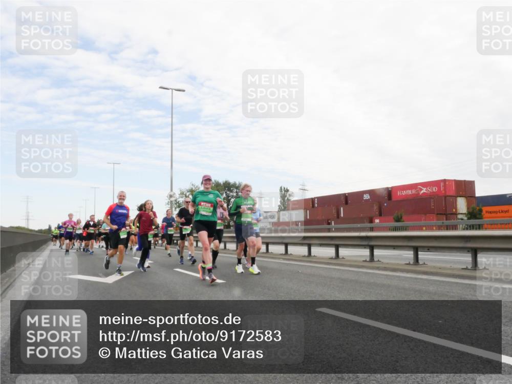 03.10.2025 - Köhlbrandbrückenlauf Matties Gatica Varas http://msf.ph/oto/9172583 03.10.2025 15:21:31 Position 3  meine-sportfotos.de
