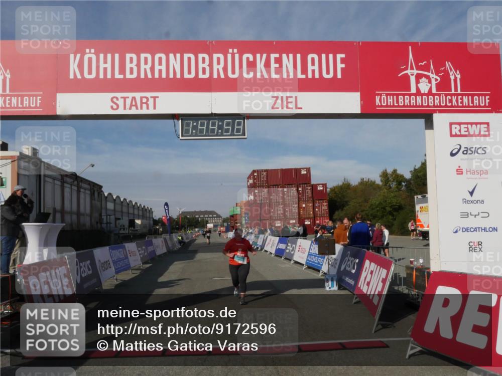 03.10.2025 - Köhlbrandbrückenlauf Matties Gatica Varas http://msf.ph/oto/9172596 03.10.2025 10:45:00 Ziel 1389 meine-sportfotos.de