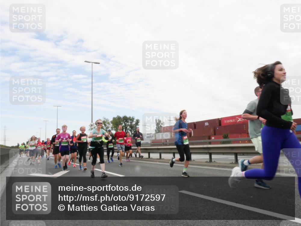 03.10.2025 - Köhlbrandbrückenlauf Matties Gatica Varas http://msf.ph/oto/9172597 03.10.2025 15:21:34 Position 3  meine-sportfotos.de