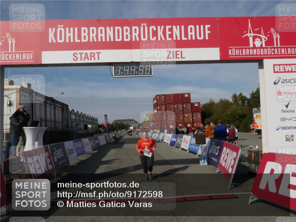 03.10.2025 - Köhlbrandbrückenlauf Matties Gatica Varas http://msf.ph/oto/9172598 03.10.2025 10:45:00 Ziel 1389 meine-sportfotos.de