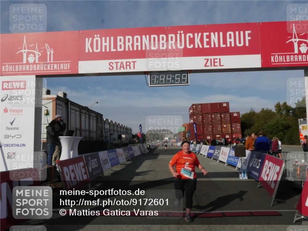 03.10.2025 - Köhlbrandbrückenlauf Matties Gatica Varas http://msf.ph/oto/9172601 03.10.2025 10:45:01 Ziel 1389 meine-sportfotos.de