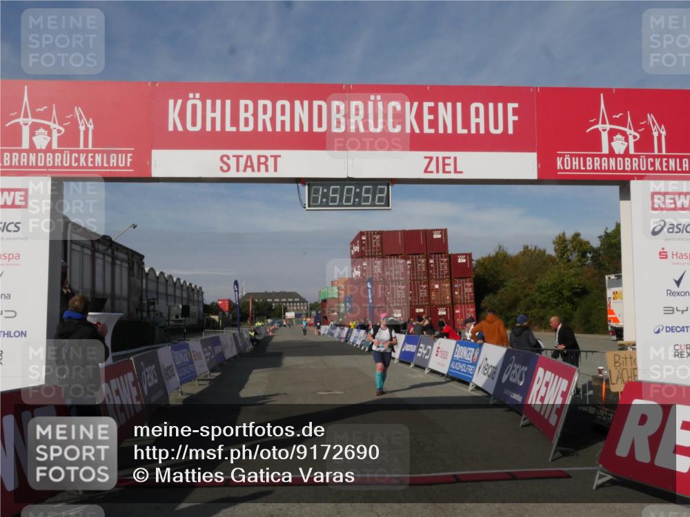 03.10.2025 - Köhlbrandbrückenlauf Matties Gatica Varas http://msf.ph/oto/9172690 03.10.2025 10:50:54 Ziel 3173 meine-sportfotos.de