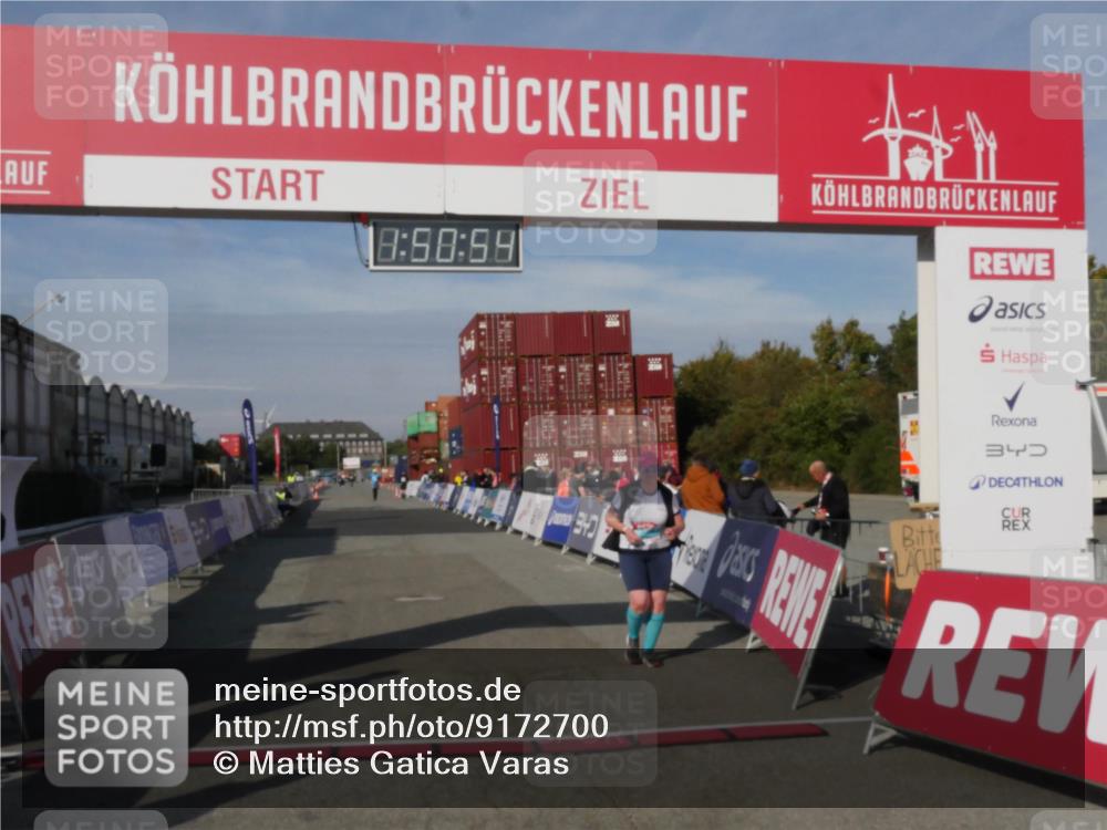 03.10.2025 - Köhlbrandbrückenlauf Matties Gatica Varas http://msf.ph/oto/9172700 03.10.2025 10:50:56 Ziel 3173 meine-sportfotos.de