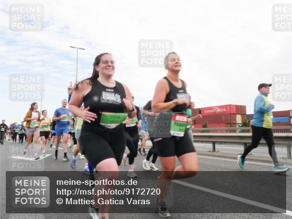 03.10.2025 - Köhlbrandbrückenlauf Matties Gatica Varas http://msf.ph/oto/9172720 03.10.2025 15:22:03 Position 3 9691 meine-sportfotos.de