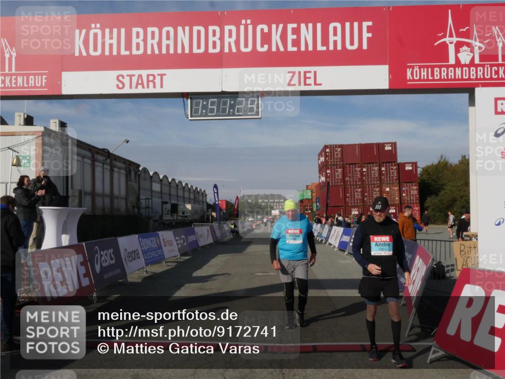 03.10.2025 - Köhlbrandbrückenlauf Matties Gatica Varas http://msf.ph/oto/9172741 03.10.2025 10:51:31 Ziel 2647, 2669 meine-sportfotos.de