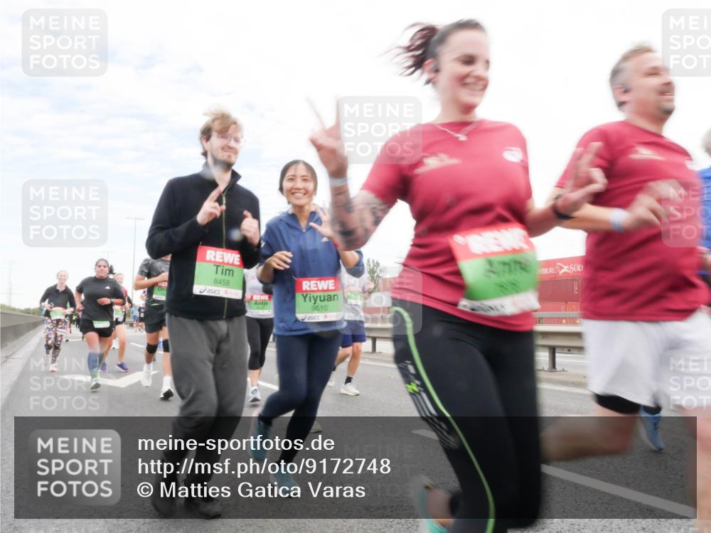 03.10.2025 - Köhlbrandbrückenlauf Matties Gatica Varas http://msf.ph/oto/9172748 03.10.2025 15:22:10 Position 3 9510, 8458 meine-sportfotos.de