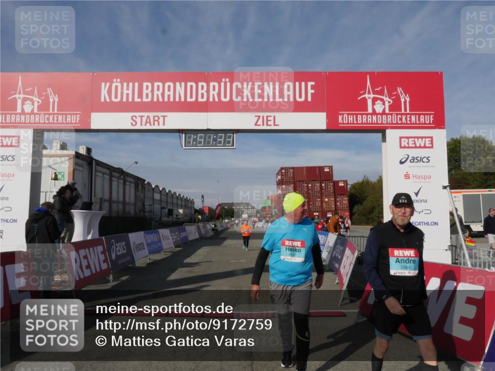03.10.2025 - Köhlbrandbrückenlauf Matties Gatica Varas http://msf.ph/oto/9172759 03.10.2025 10:51:34 Ziel 2669 meine-sportfotos.de