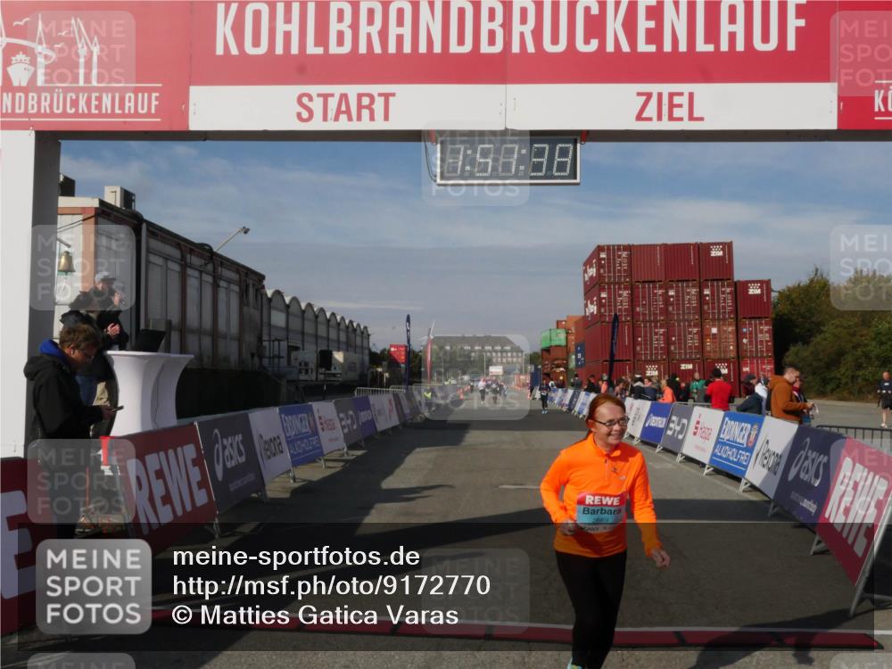 03.10.2025 - Köhlbrandbrückenlauf Matties Gatica Varas http://msf.ph/oto/9172770 03.10.2025 10:51:40 Ziel  meine-sportfotos.de