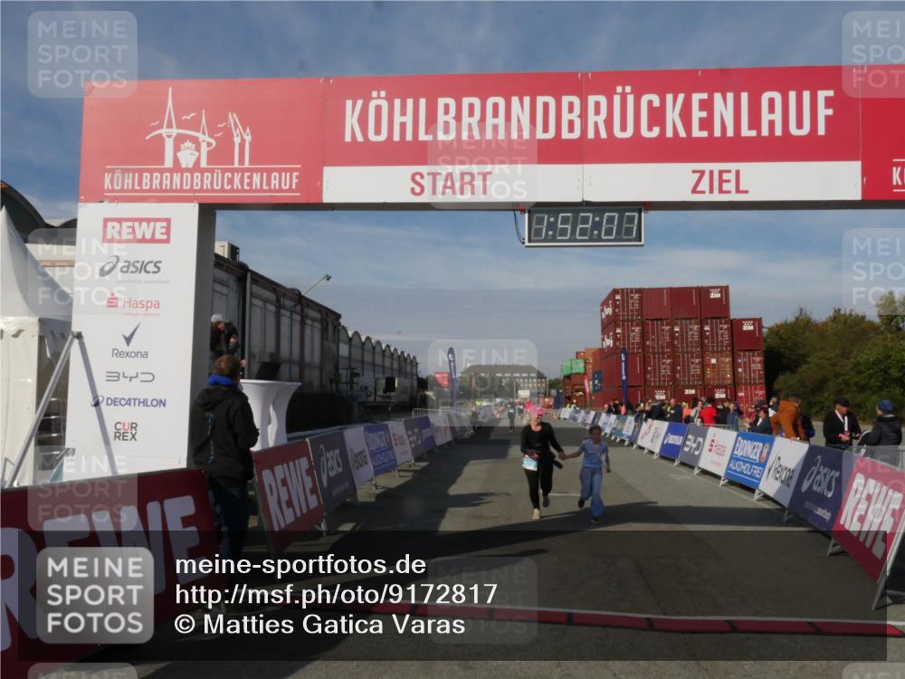 03.10.2025 - Köhlbrandbrückenlauf Matties Gatica Varas http://msf.ph/oto/9172817 03.10.2025 10:52:09 Ziel 2367 meine-sportfotos.de